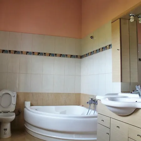 Zeus And Hera Apartment *